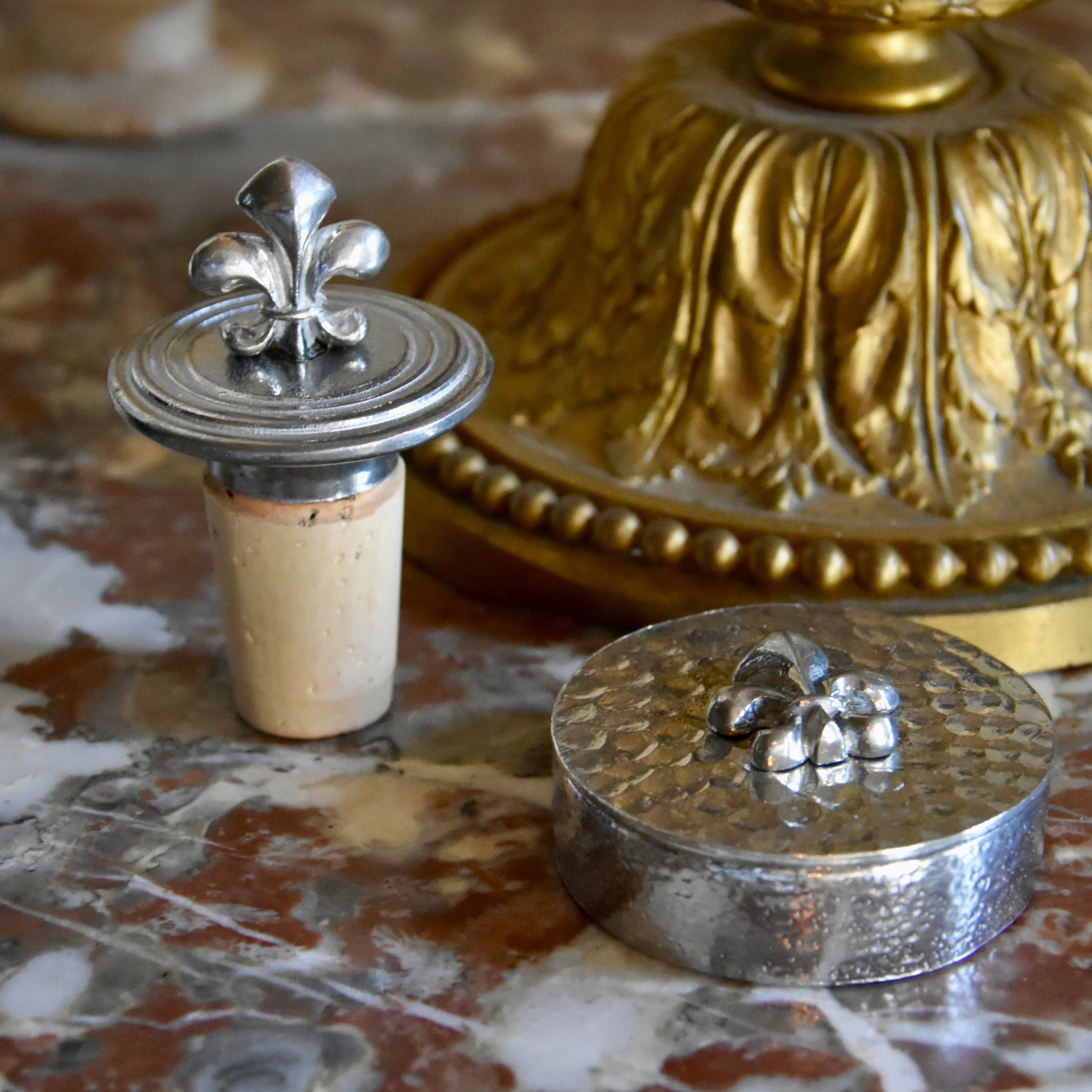 Pewter Lily Stopper