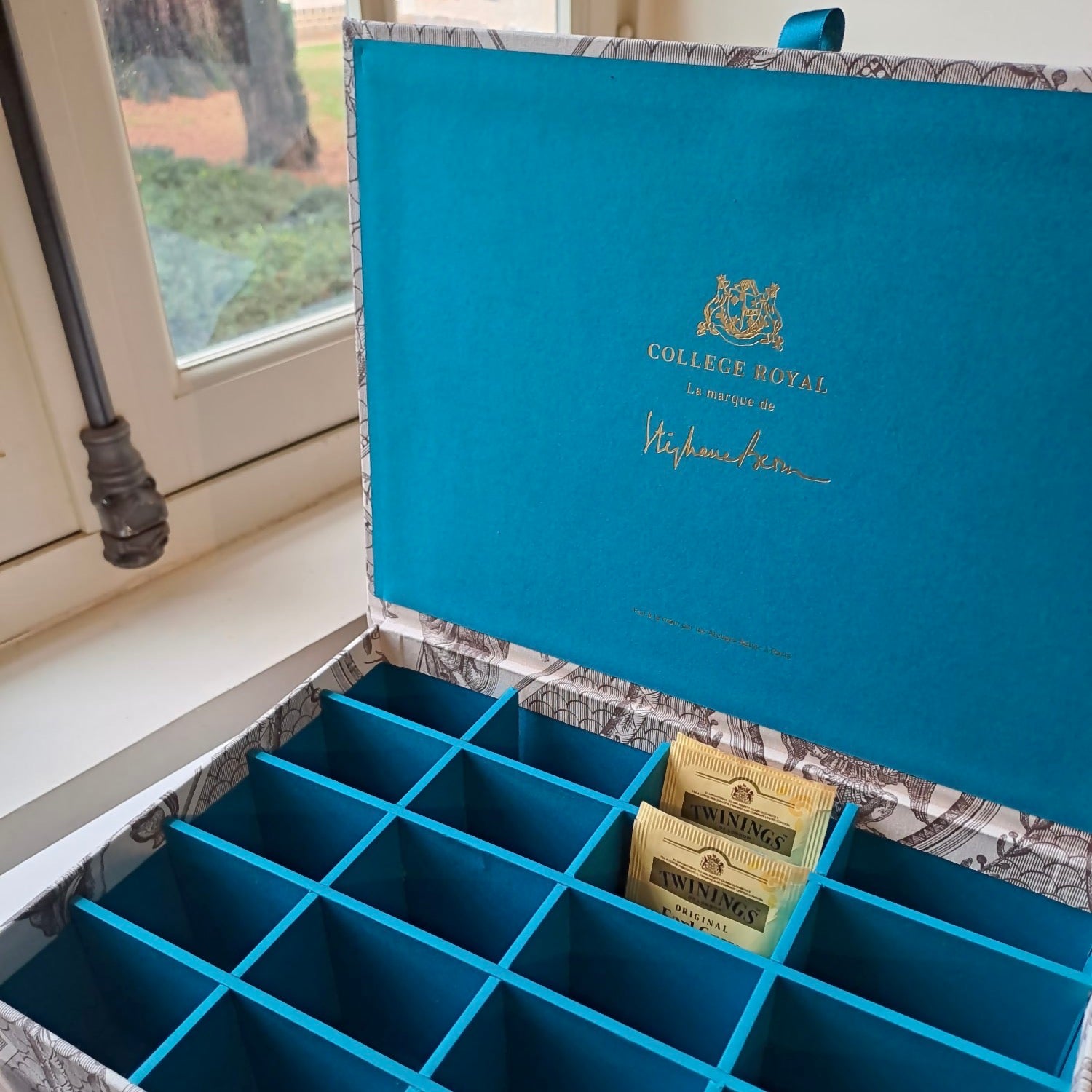 Boîte à thé Premium "Empire" grise